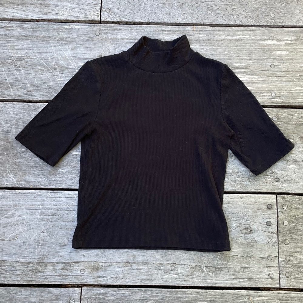 Gap Turtleneck Ribbed Tee